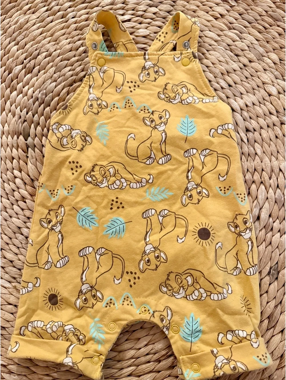 Disney Lion king Simba Romper Sz 6-9 Months EUC